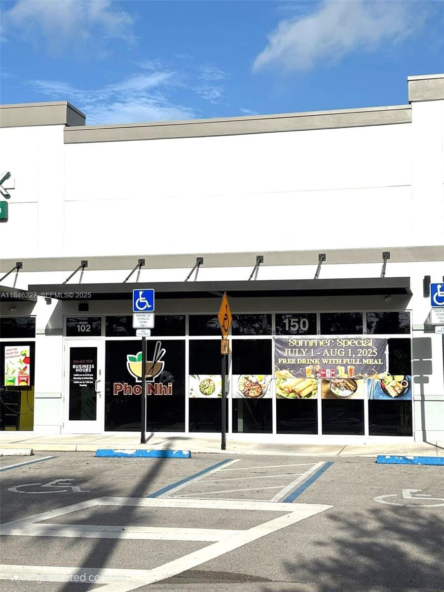 Flamingo, Pembroke Pines, FL 33027 photo 2