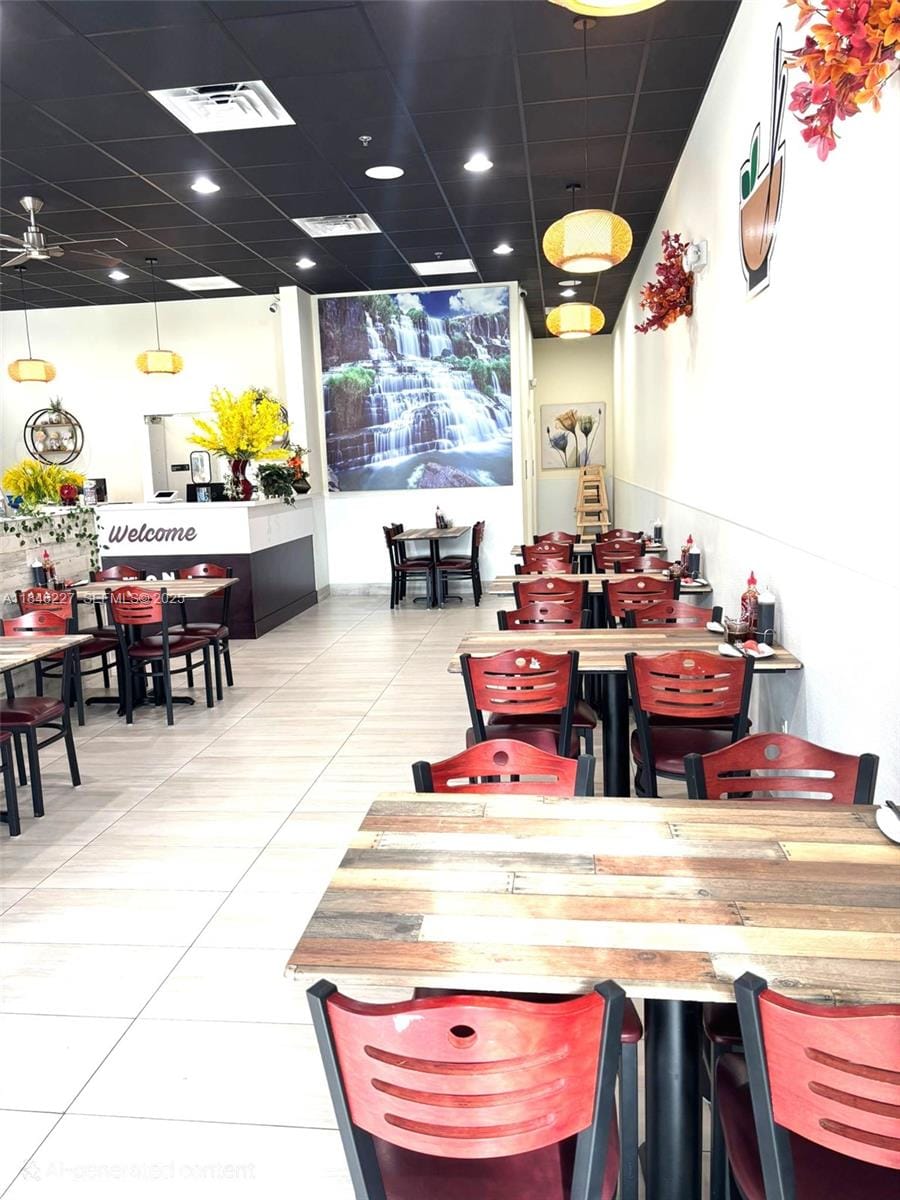 Flamingo, Pembroke Pines, FL 33027 photo 4