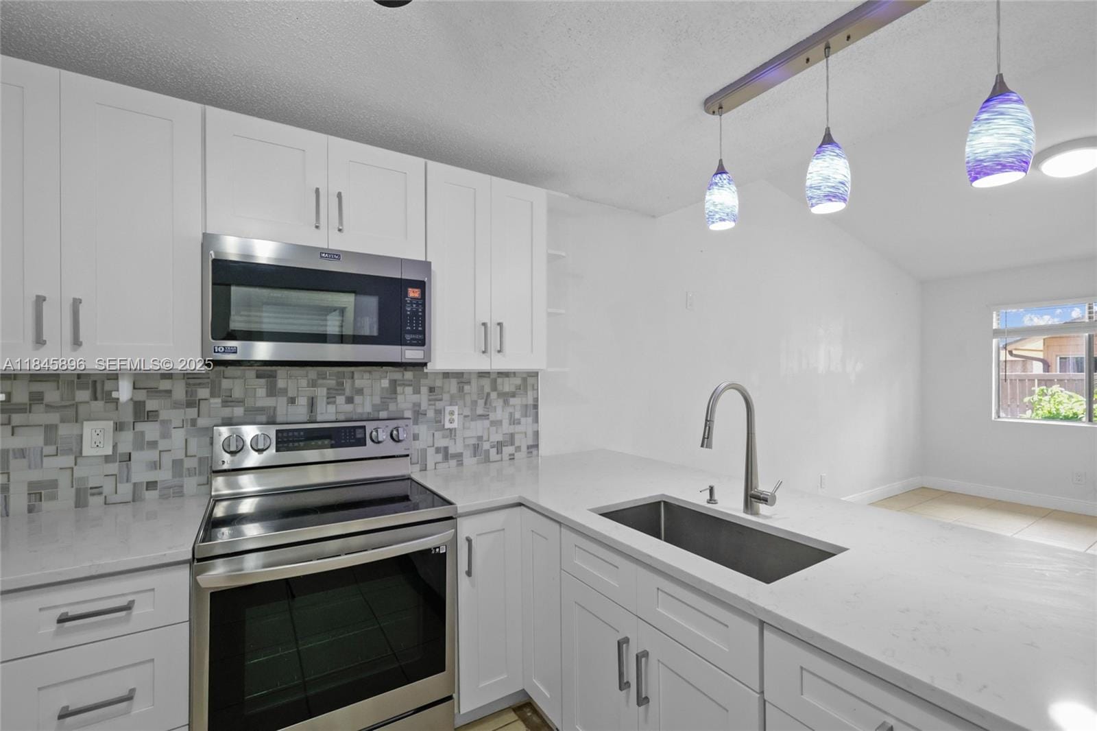 6322 Royal Woods Drive — photo 9