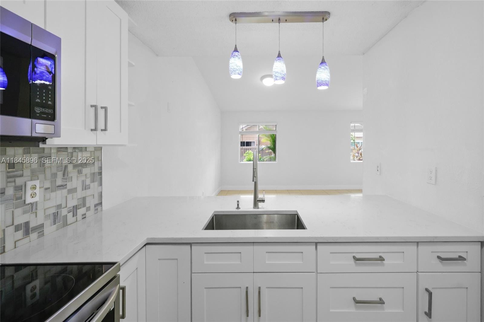 6322 Royal Woods Drive — photo 10