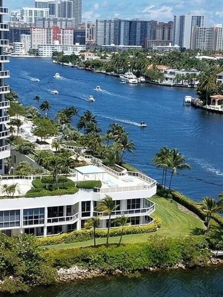 20515 E Country Club Drive 1449, Aventura, FL 33180 photo 23