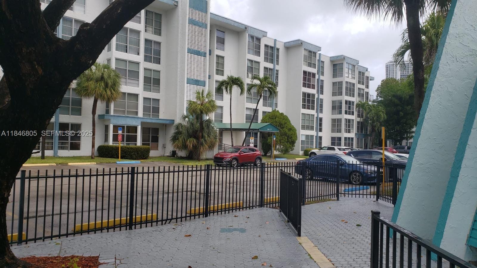 200 177th Drive 402-3, Sunny Isles Beach, FL 33160