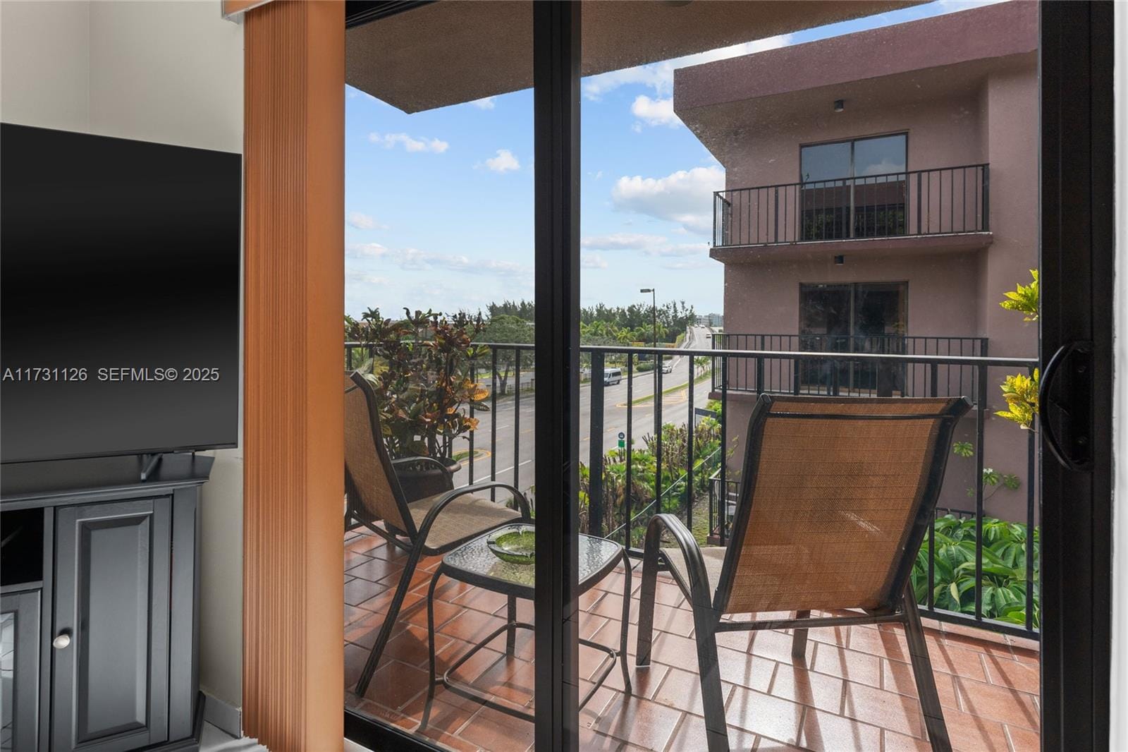 605 NW 72nd Avenue 406, Miami, FL 33126 photo 22