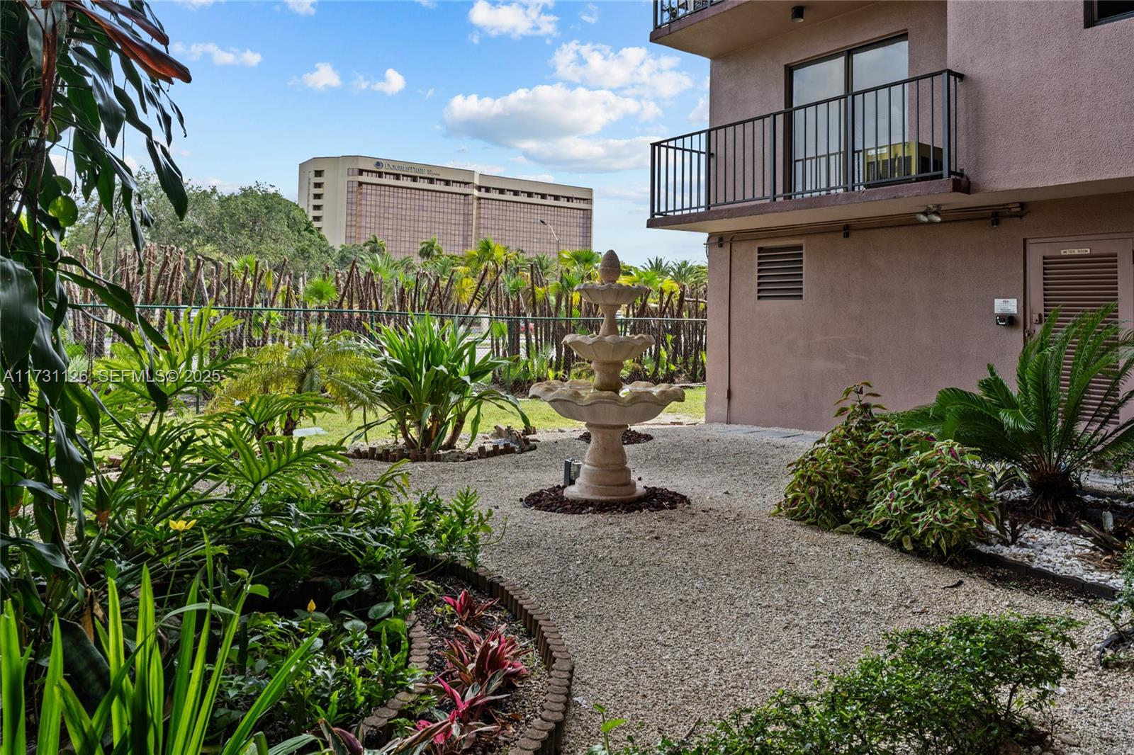 605 NW 72nd Avenue 406, Miami, FL 33126, Miami