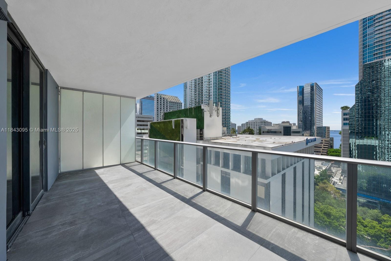 1010 Brickell Avenue 1405, Miami, FL 33131 photo 14