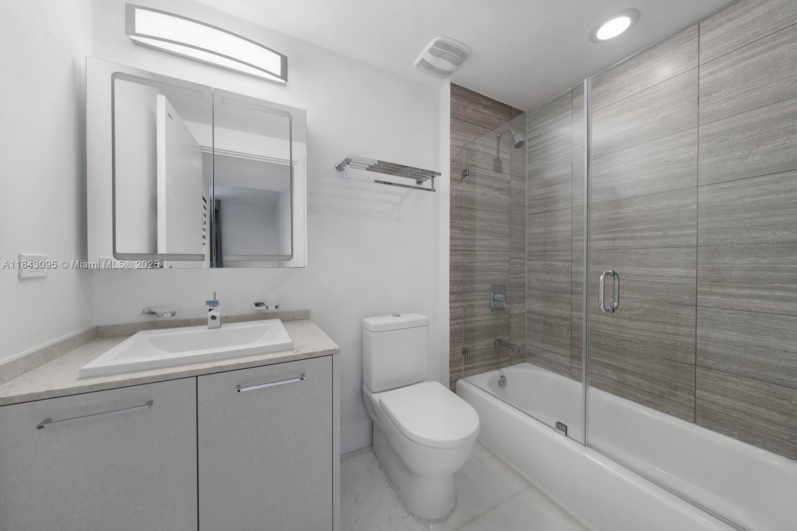 1010 Brickell Avenue 1405, Miami, FL 33131 photo 20