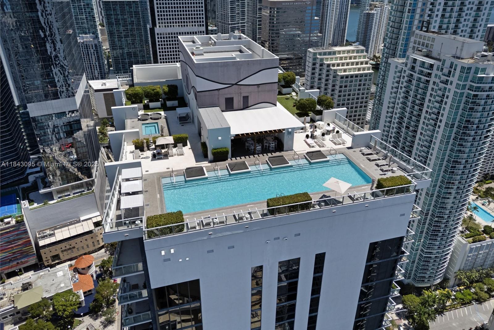 1010 Brickell Avenue 1405, Miami, FL 33131 photo 27