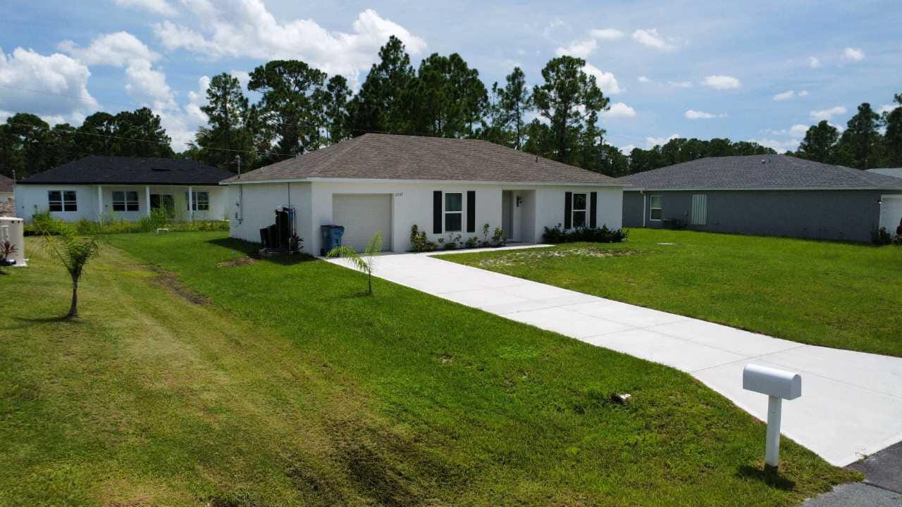 2657 Foster Road SE — photo 2