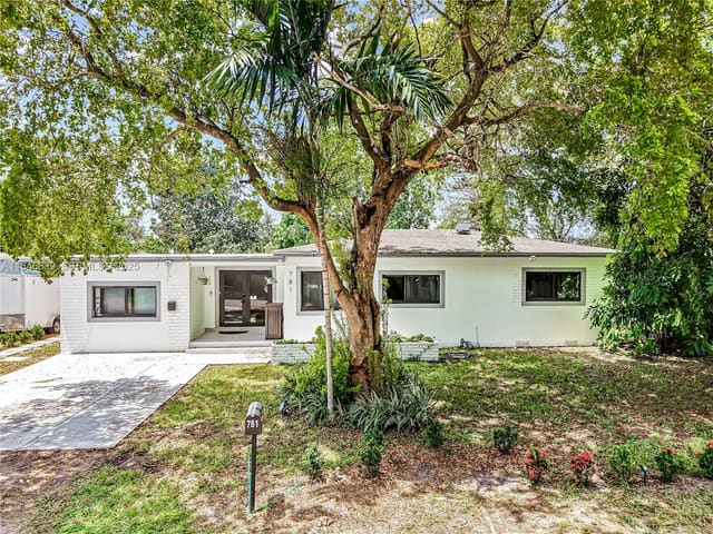 781 NE 162nd Street, sold in Pleasant Village, Miami, FL