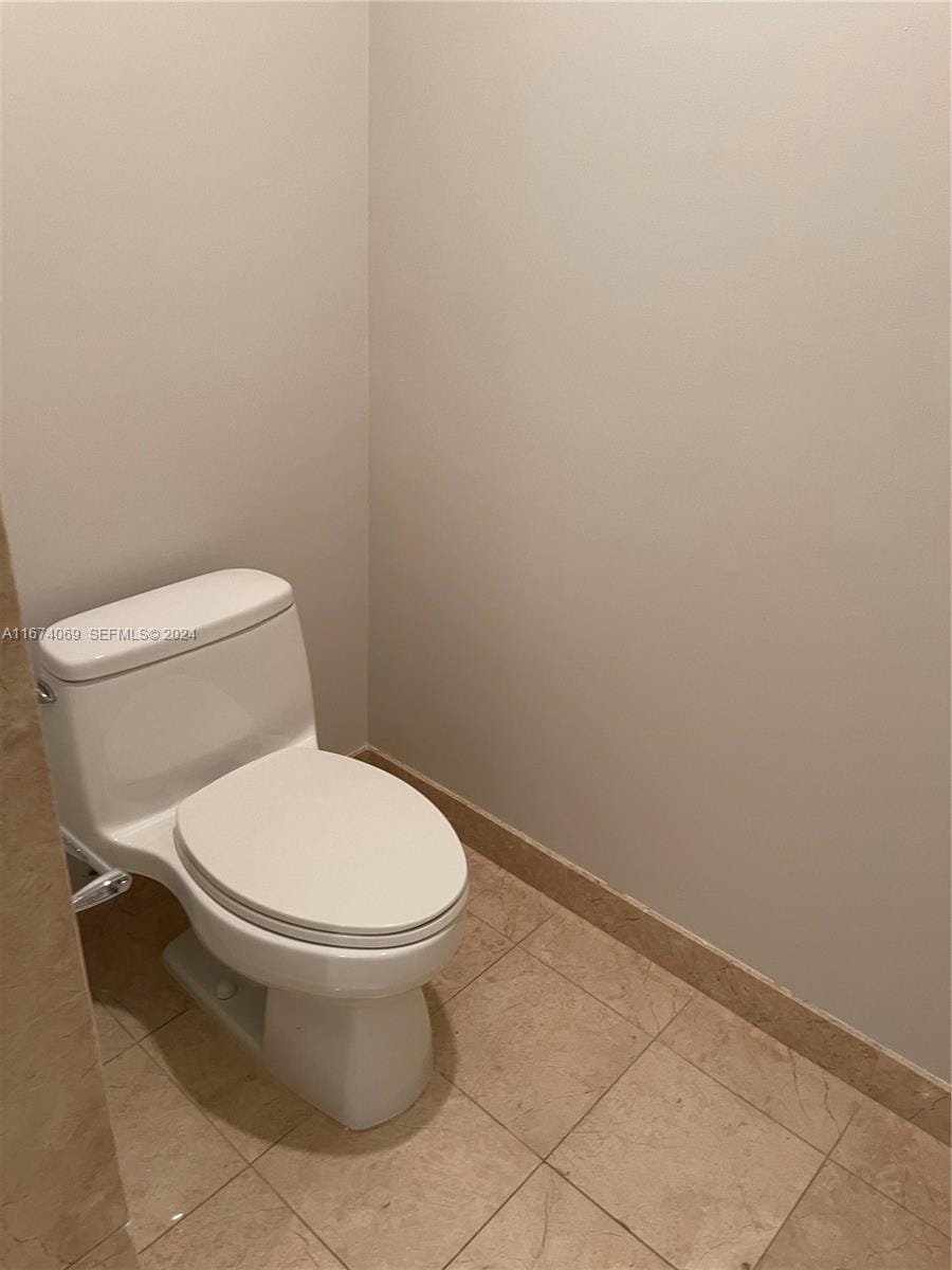 901 Brickell Key Boulevard 1103, Miami, FL 33131 photo 24