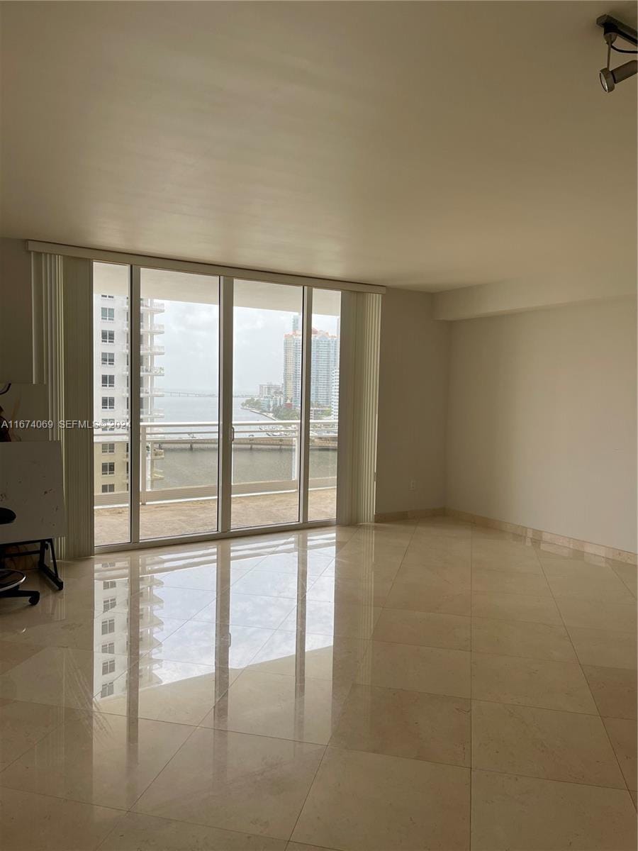 901 Brickell Key Boulevard 1103, Miami, FL 33131 photo 5