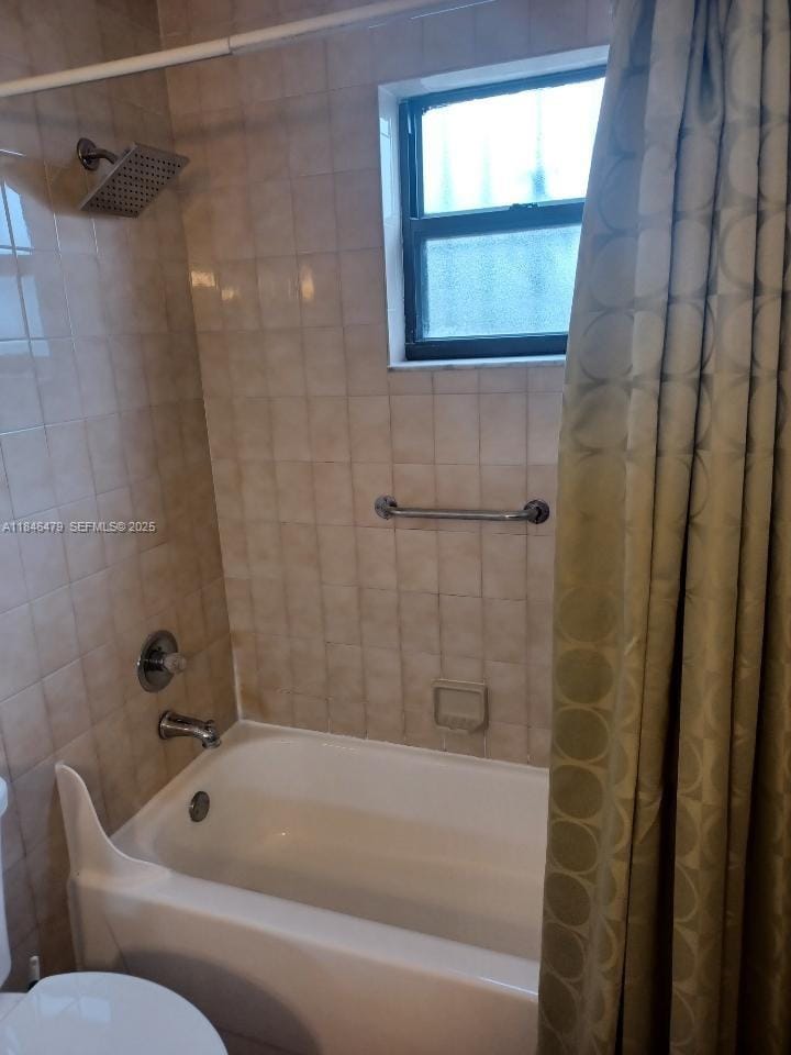 8889 NW 115th Street, Hialeah Gardens, FL 33018 photo 6