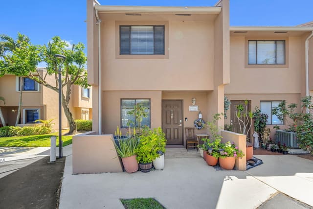 139 Sparrow Drive 4h, Royal Palm Beach, FL 33411