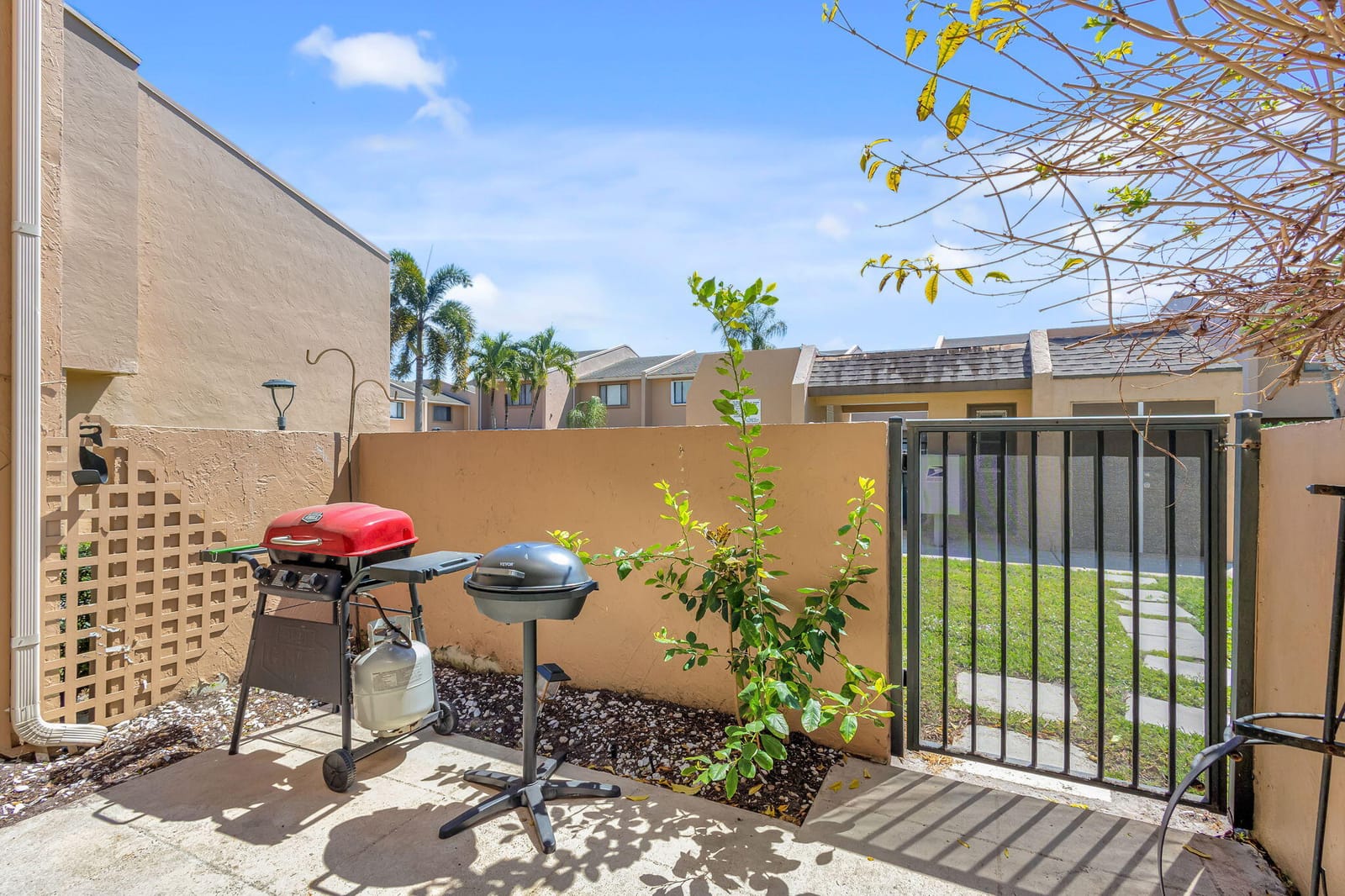 139 Sparrow Drive 4h, Royal Palm Beach, FL 33411 photo 30
