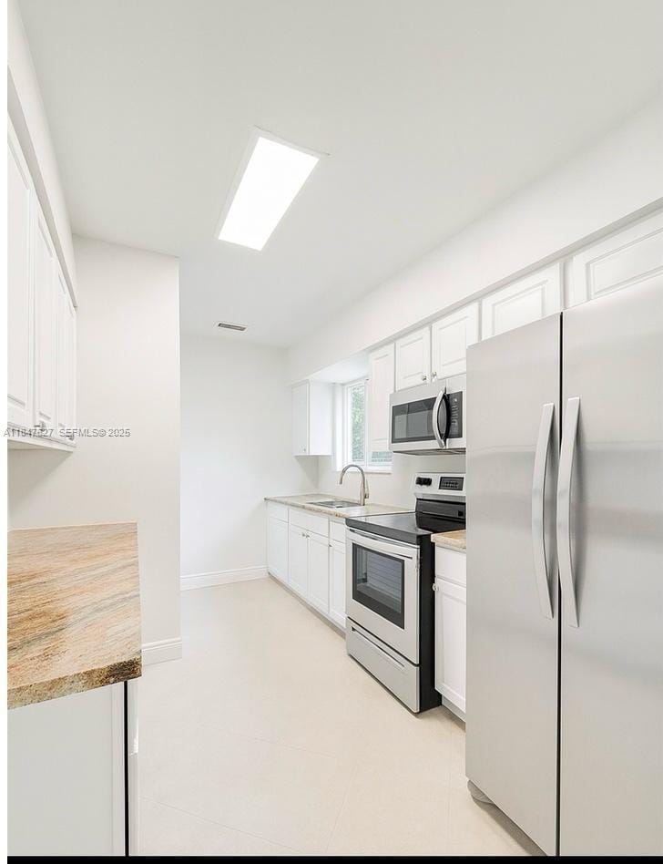 800 SW 26th Court — photo 9