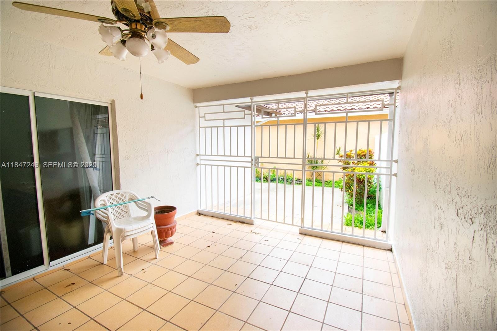 14200 SW 51st Street, Miami, FL 33175 photo 9