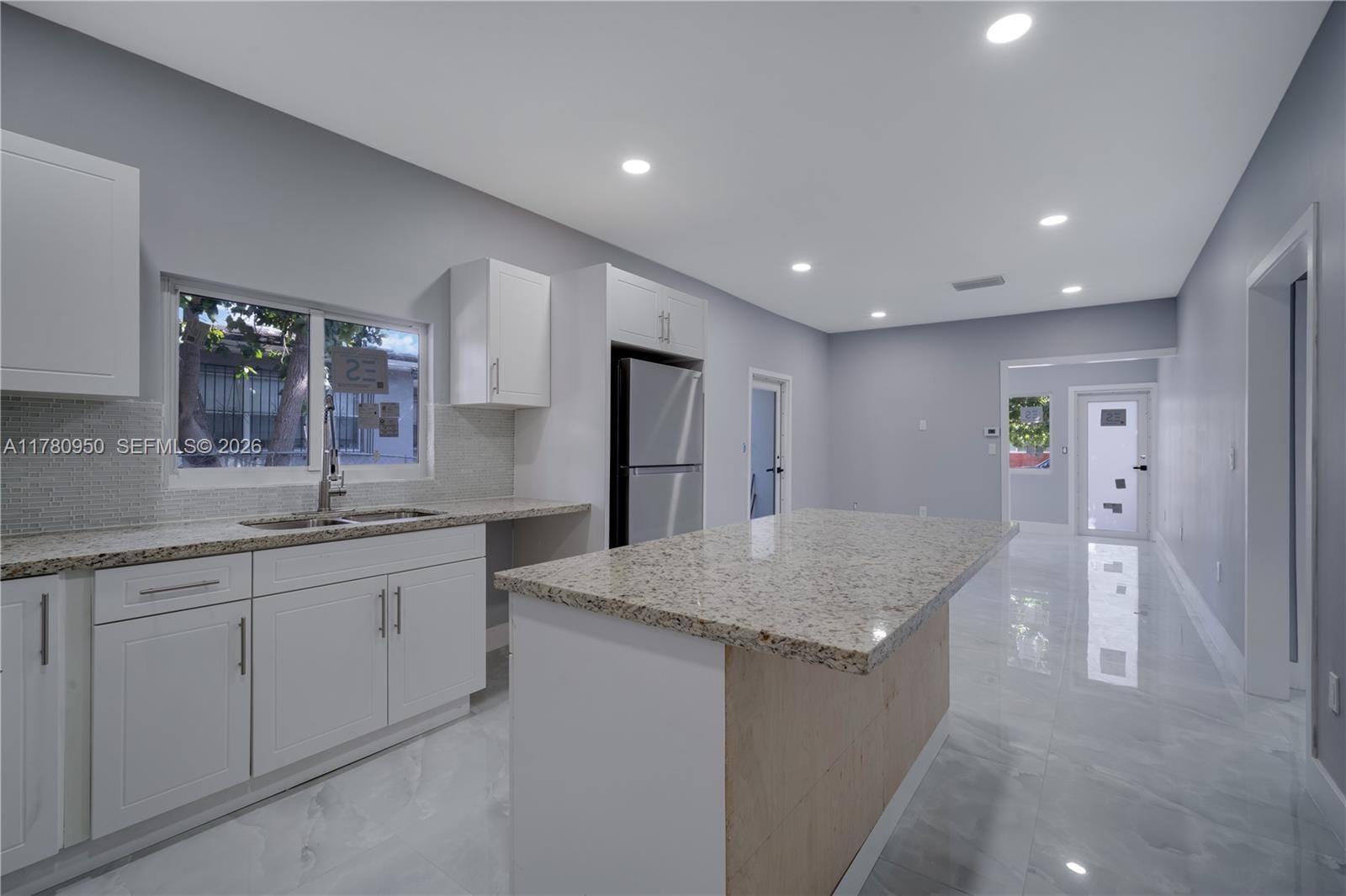 1114 SW 13th Court — photo 9