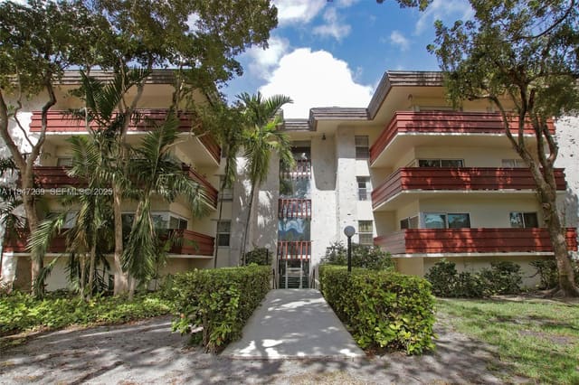 1205 Mariposa Avenue 320, sold in Villa Capri Condo, Coral Gables, FL
