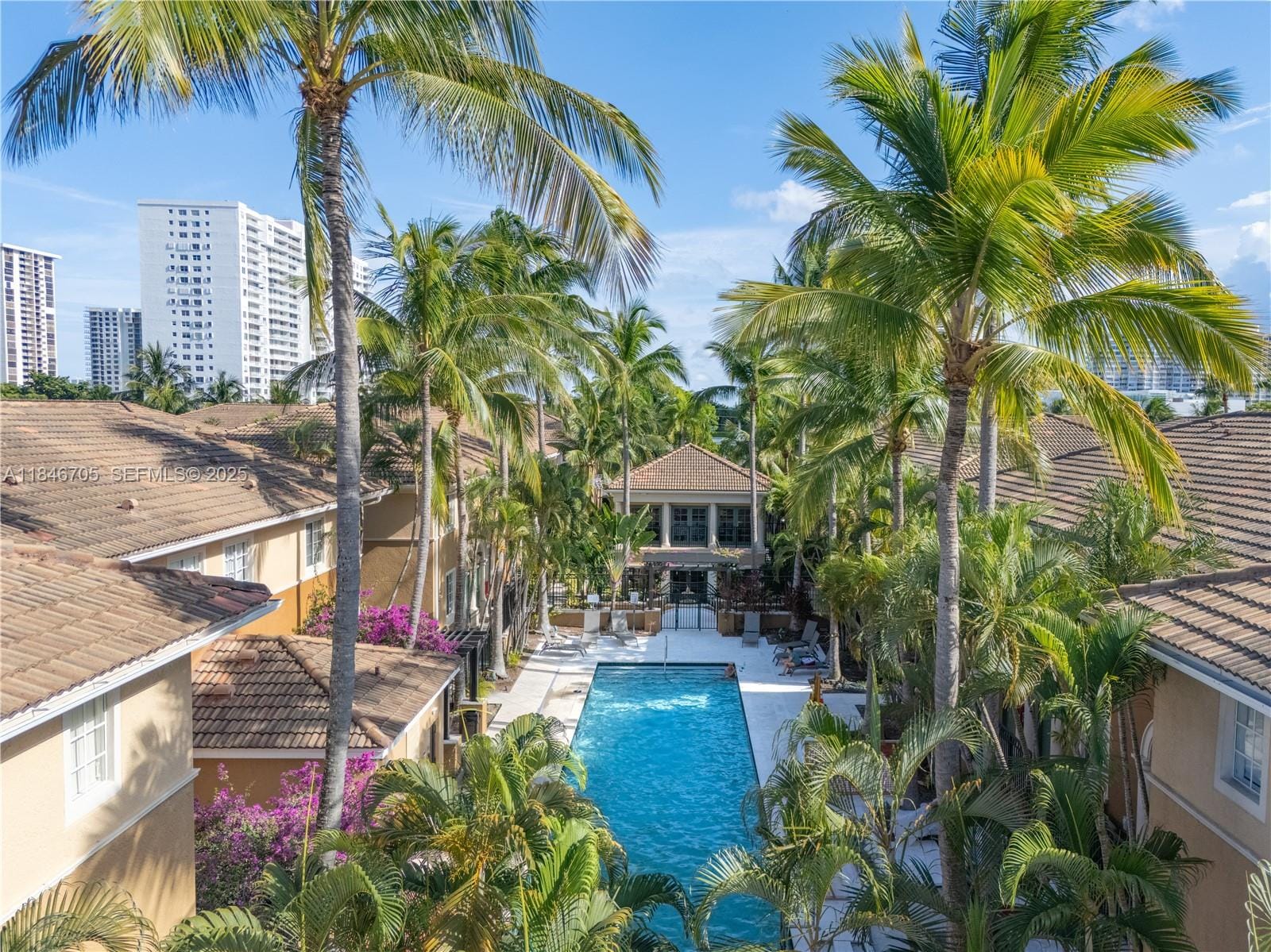 2861 NE 185th Street 305, Aventura, FL 33180 photo 24