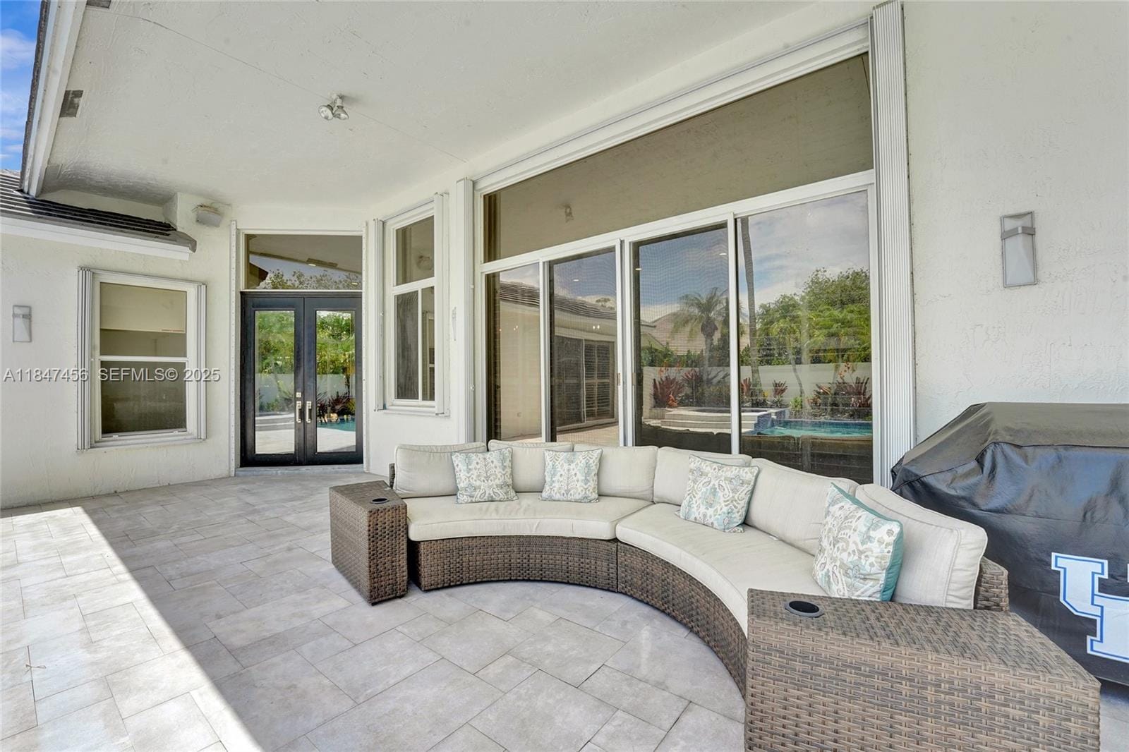 208 Landings Boulevard — photo 11