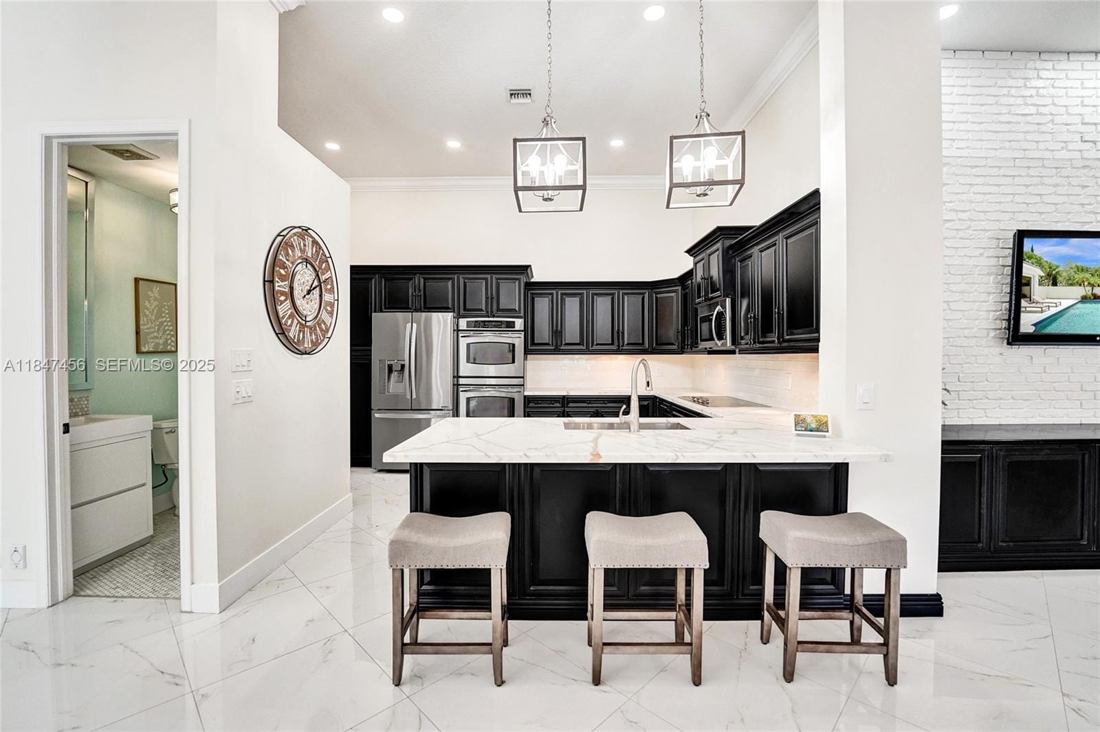 208 Landings Boulevard, Weston, FL 33327 photo 15