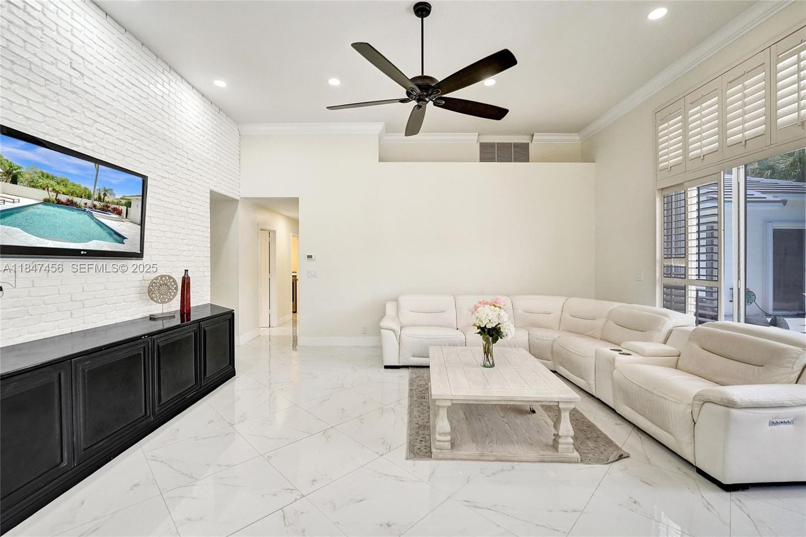 208 Landings Boulevard, Weston, FL 33327 photo 19