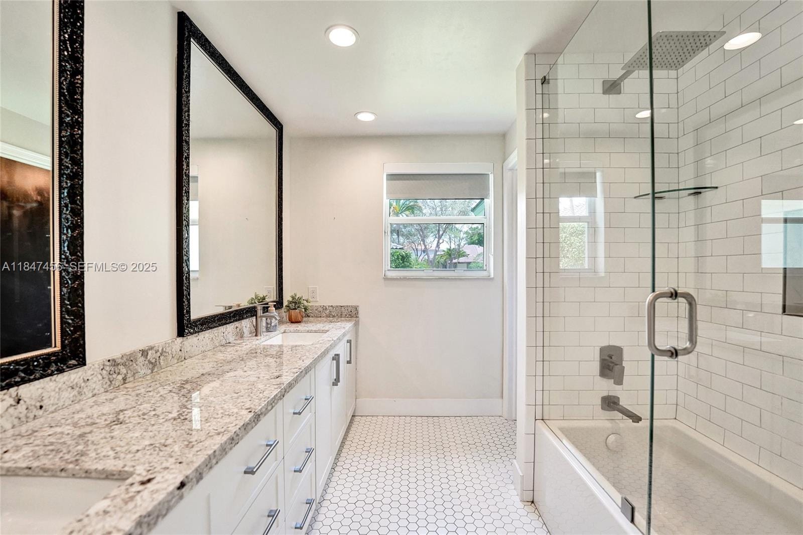 208 Landings Boulevard, Weston, FL 33327 photo 21