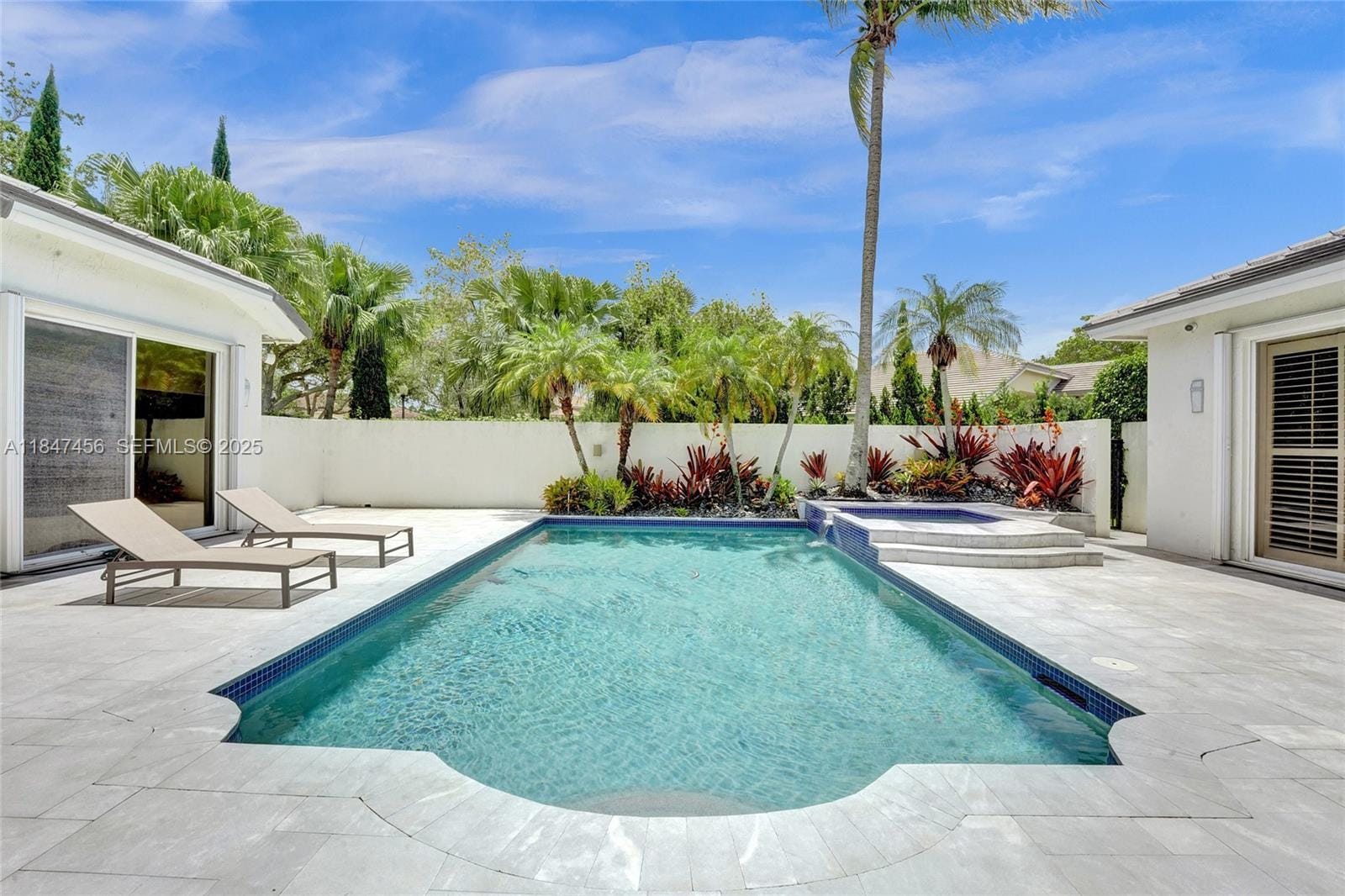 208 Landings Boulevard — photo 6
