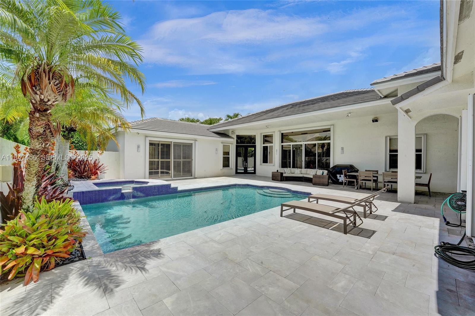 208 Landings Boulevard — photo 7