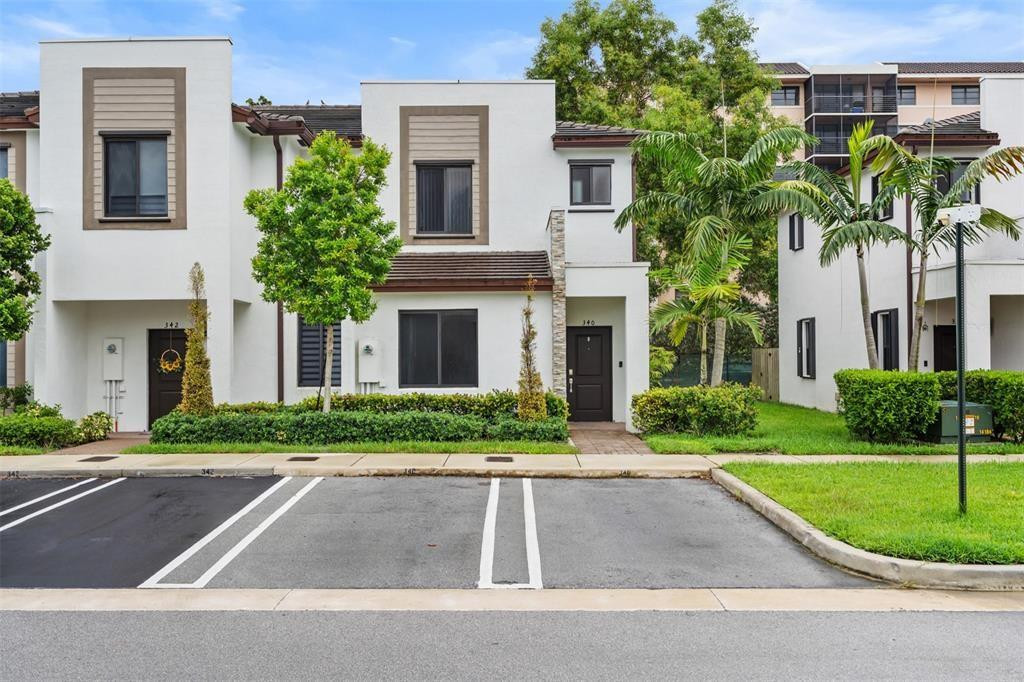 340 NE 208th Terrace 340, Miami, FL 33179, Miami