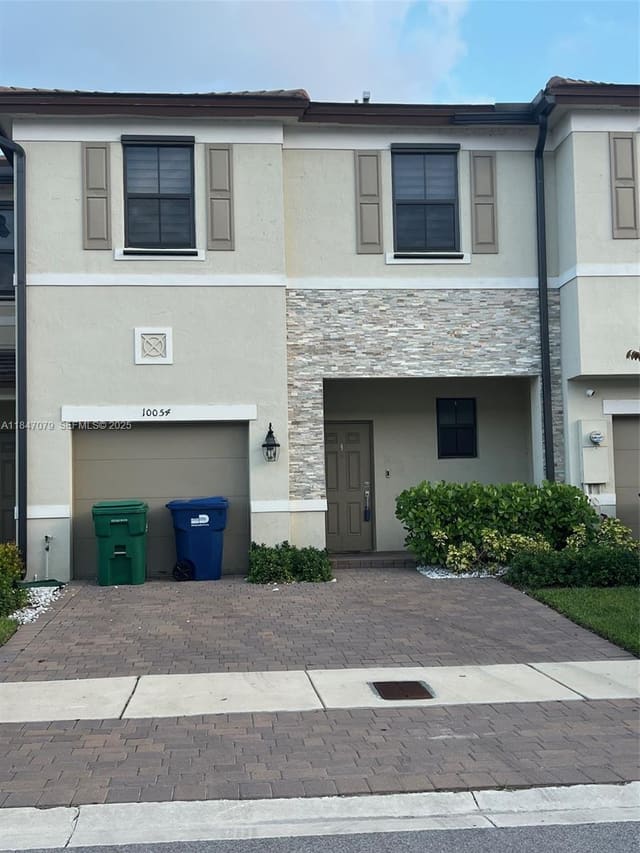 10054 SW 231st Lane, Miami, FL 33190