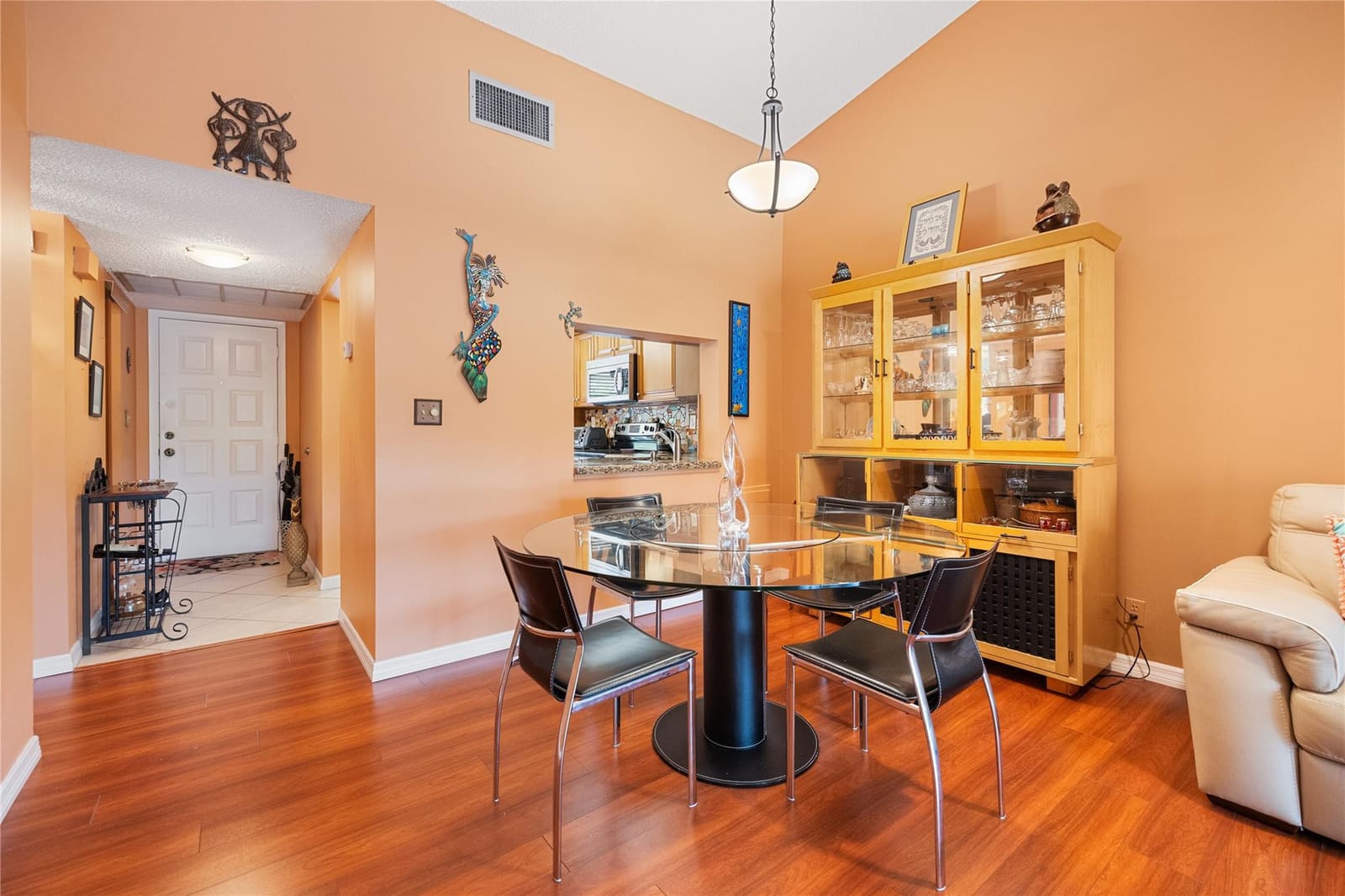 3251 Carambola Circle 3251 — photo 3