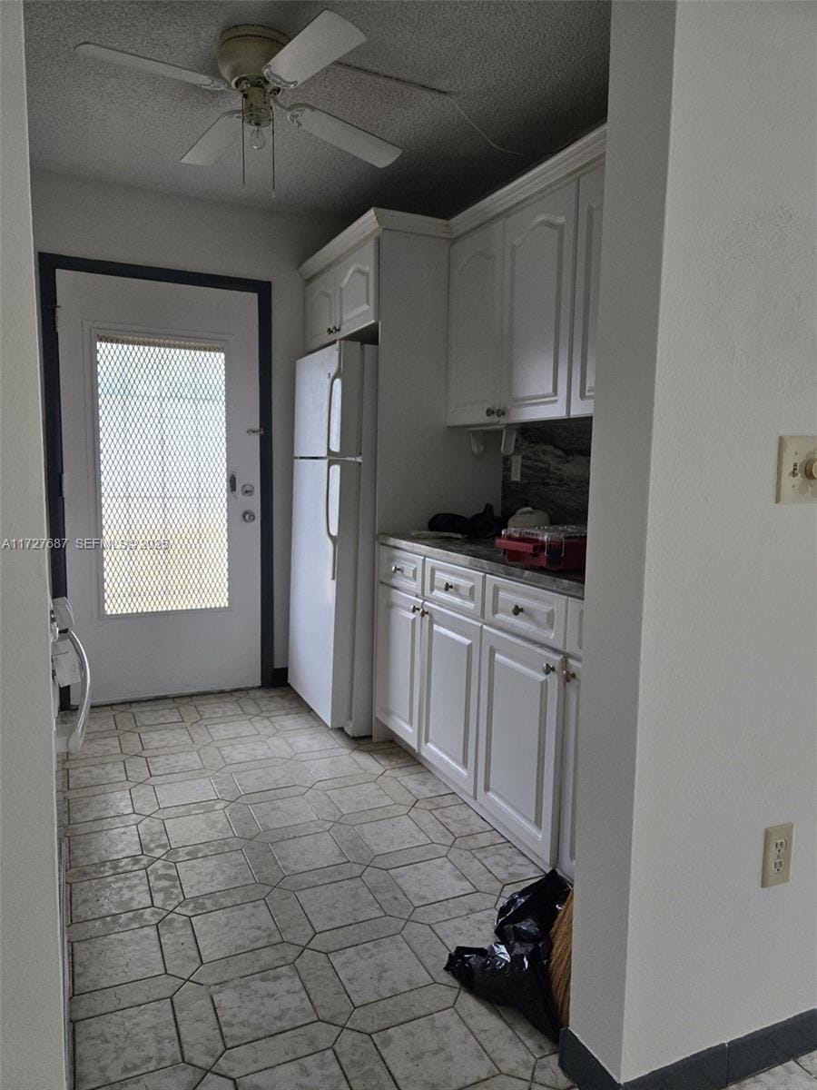 160 NE 203rd Terrace 18 — photo 3