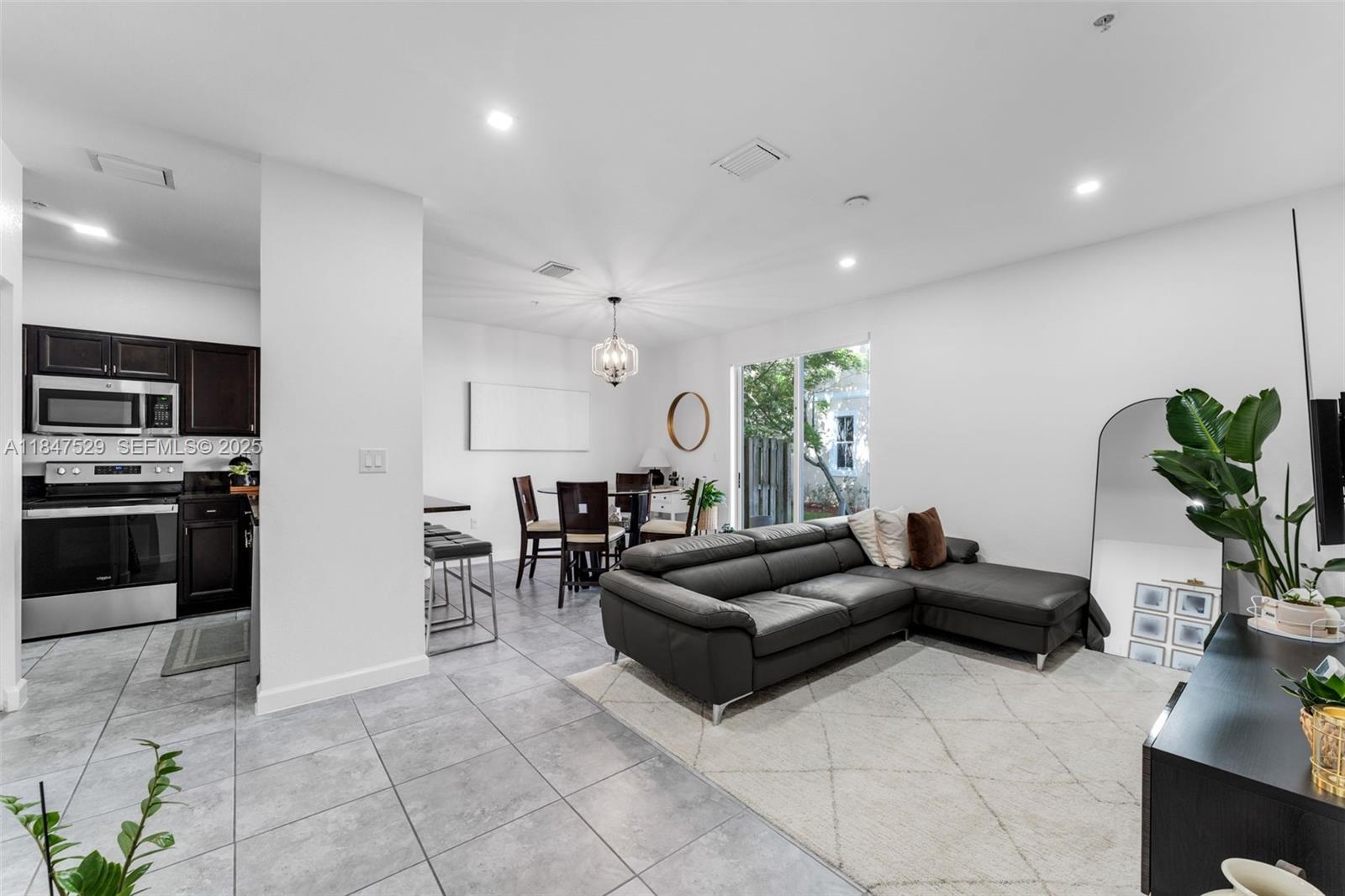 134 SE 28th Terrace 10, Homestead, FL 33033, Homestead