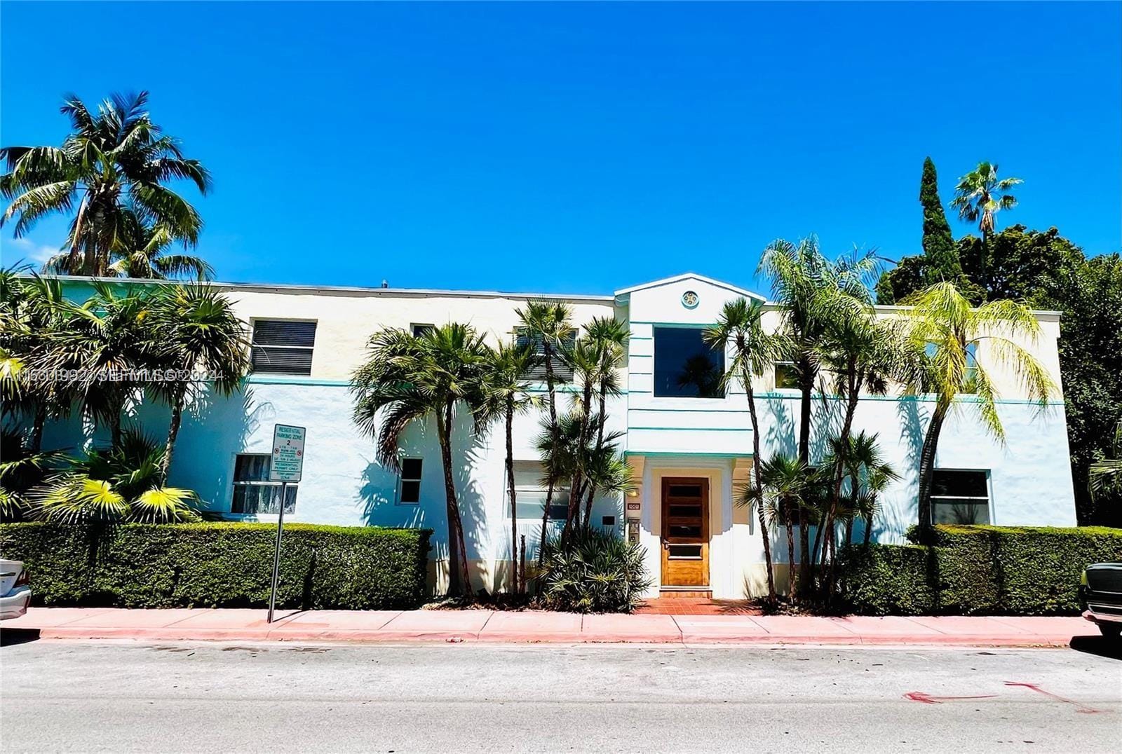 1001 7th Street 105, Miami Beach, FL 33139