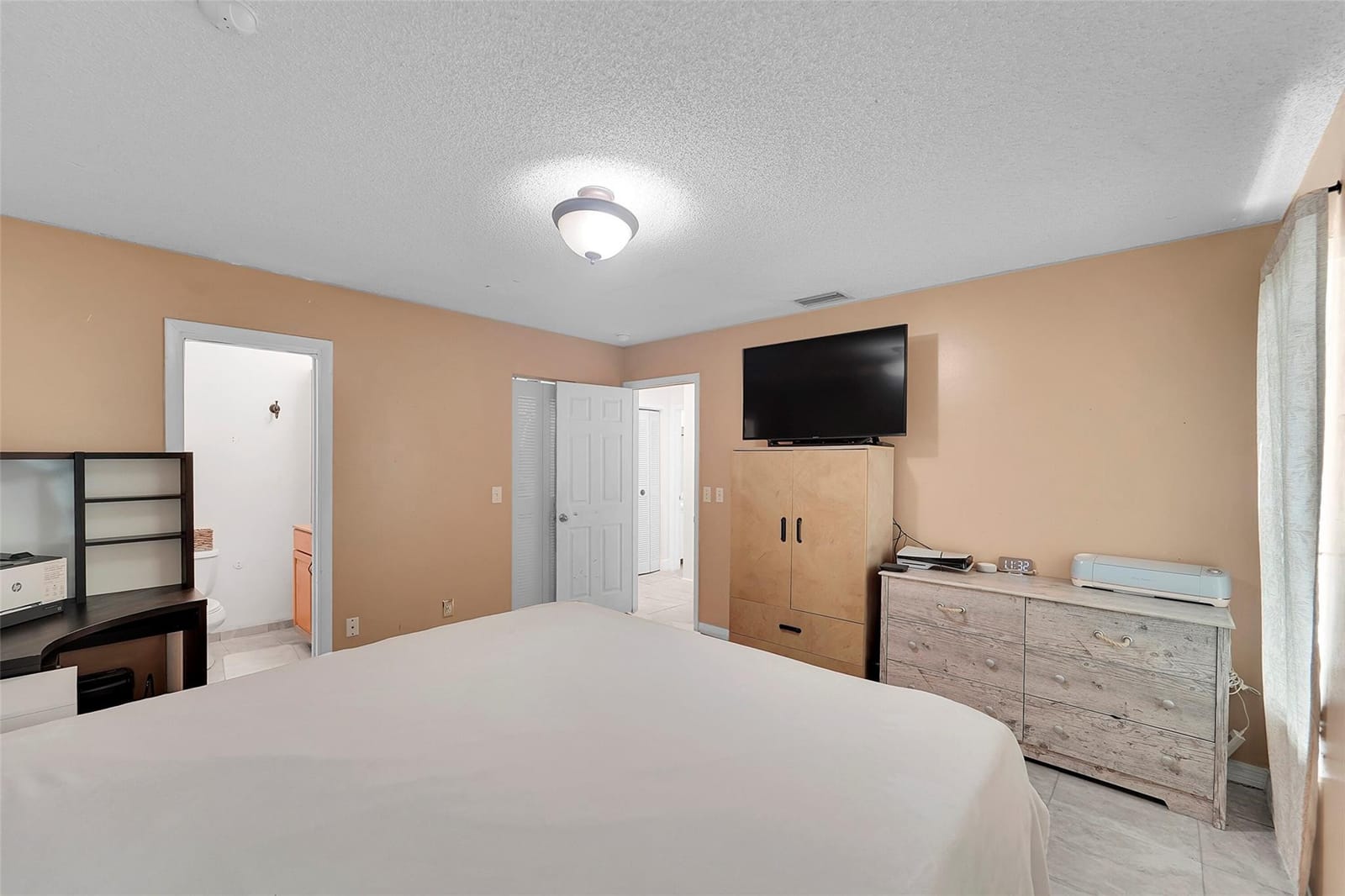 8350 NW 46th Street — photo 11
