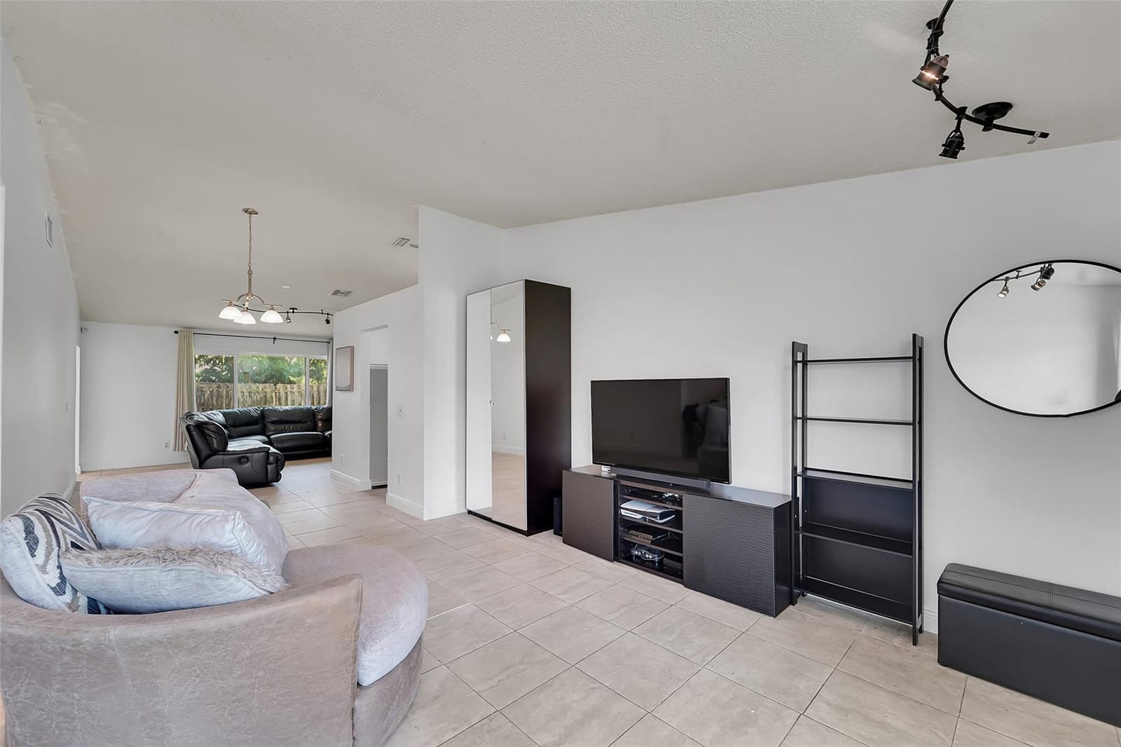 8350 NW 46th Street — photo 8