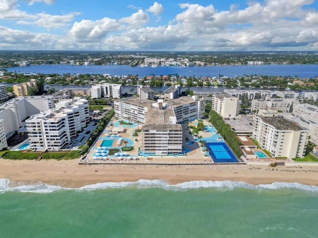 3546 S Ocean Boulevard 418, South Palm Beach, FL 33480