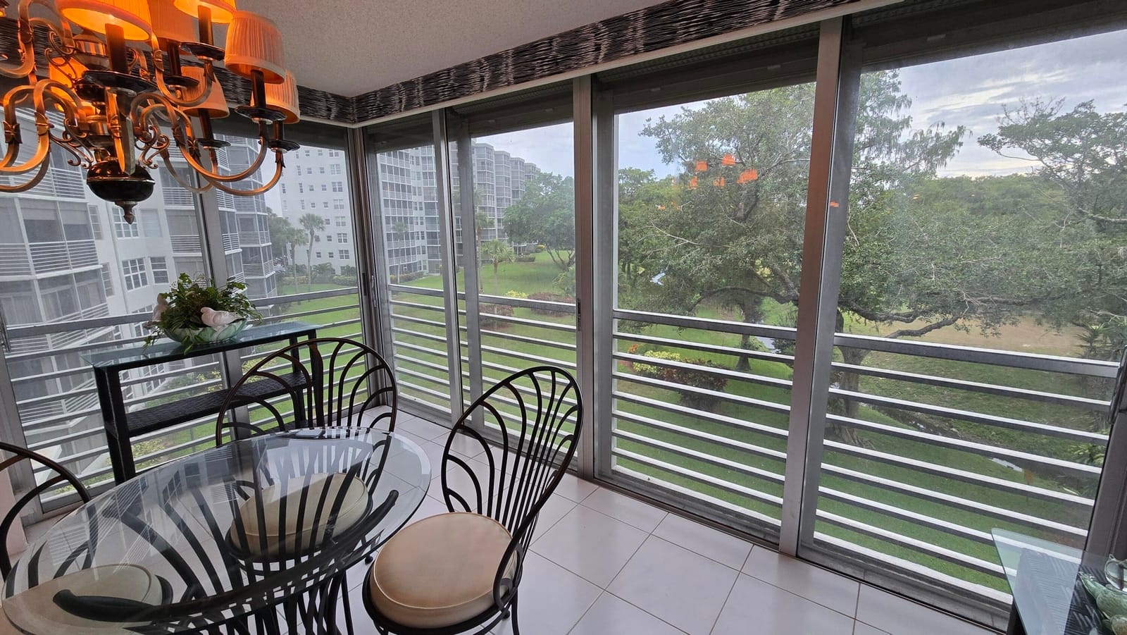 625 Oaks Drive 403, Pompano Beach, FL 33069 photo 18