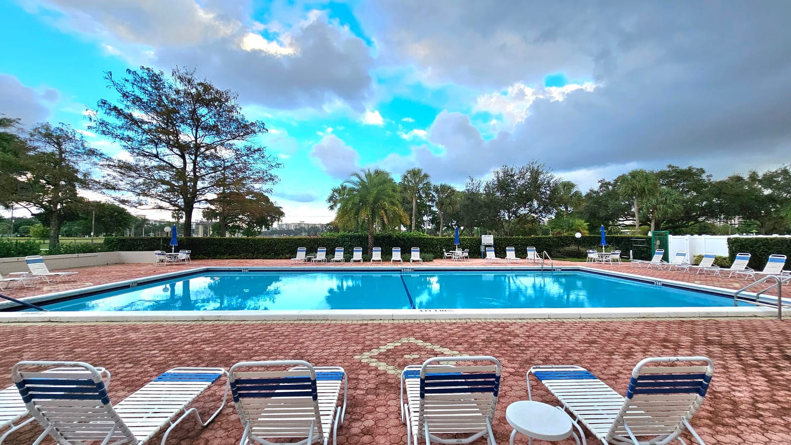 625 Oaks Drive 403, Pompano Beach, FL 33069 photo 19