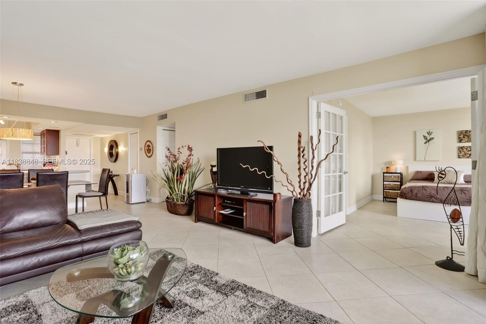 2901 S Palm Aire Drive 608 — photo 7