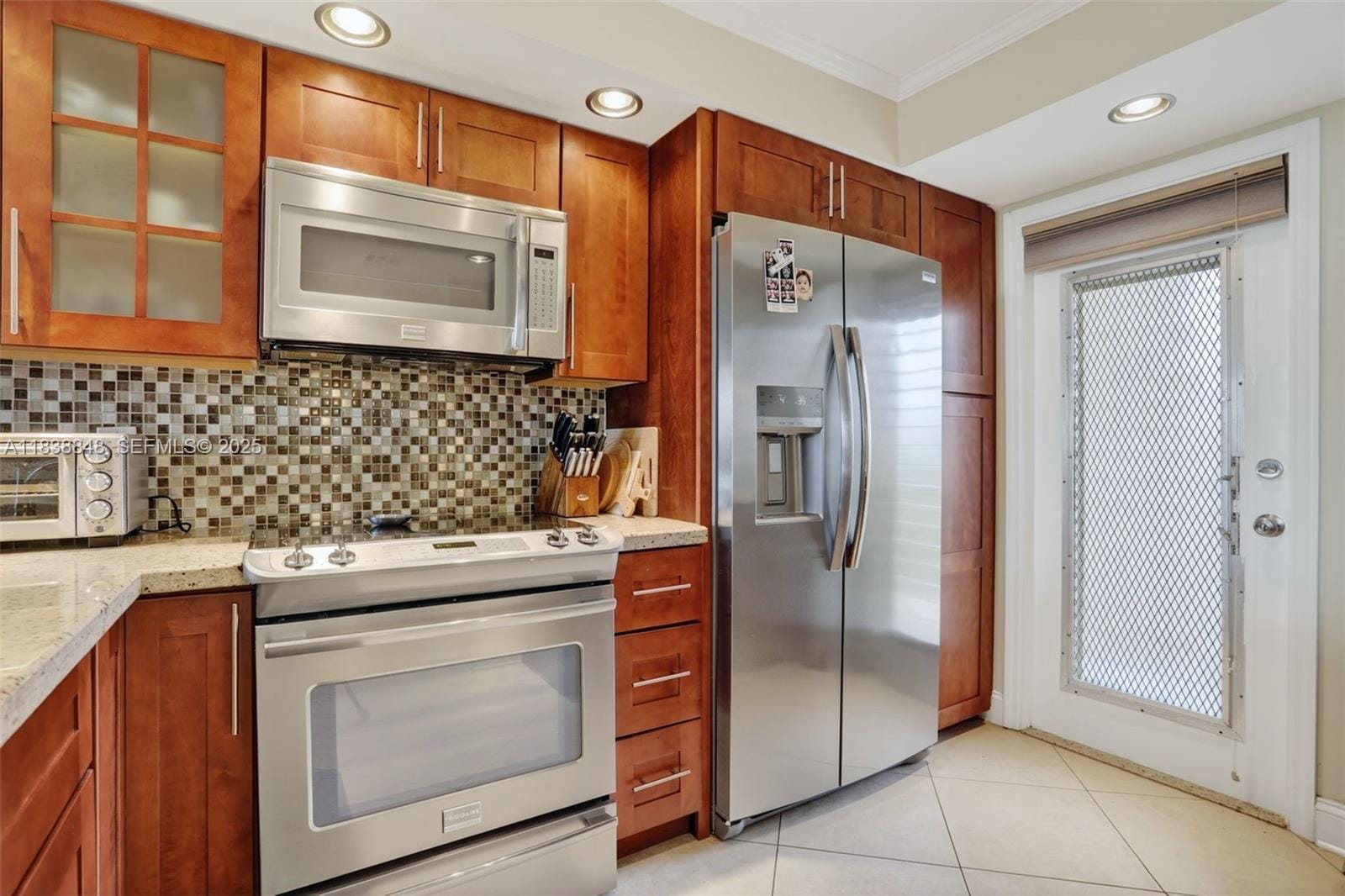2901 S Palm Aire Drive 608 — photo 3
