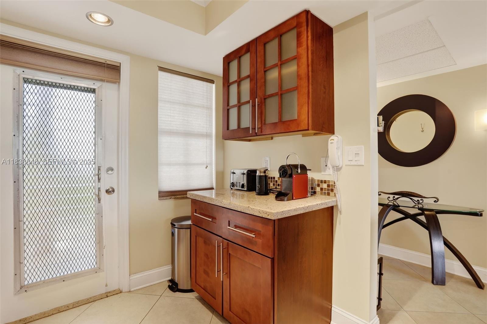 2901 S Palm Aire Drive 608 — photo 4