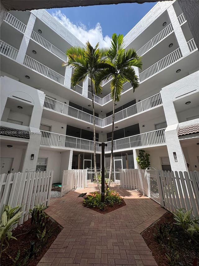 10730 NW 66th Street 512, sold in Captiva Condo A, Doral, FL