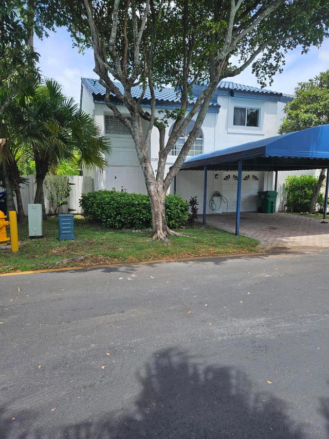 21109 NE 3 Court, Miami, FL 33179