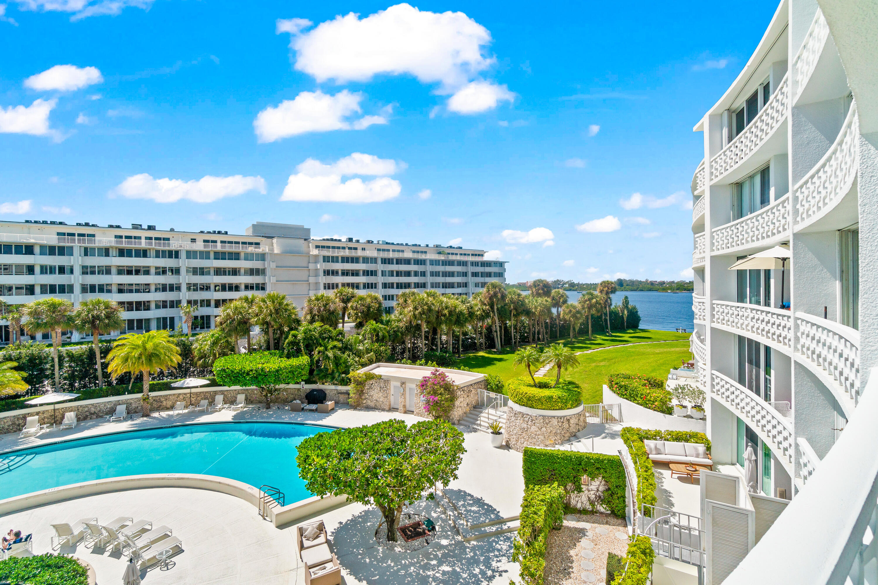 2760 S Ocean Boulevard 313, Palm Beach, FL 33480, Palm Beach