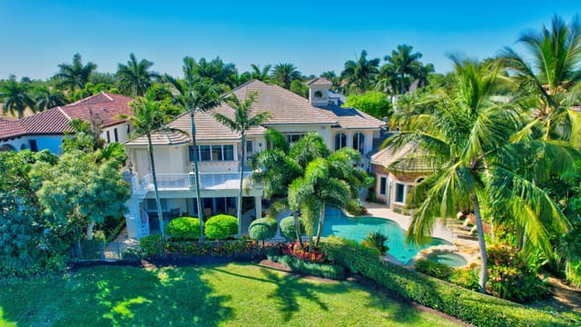 8417 Del Prado Drive, sold in Mizner Country Club, Delray Beach, FL