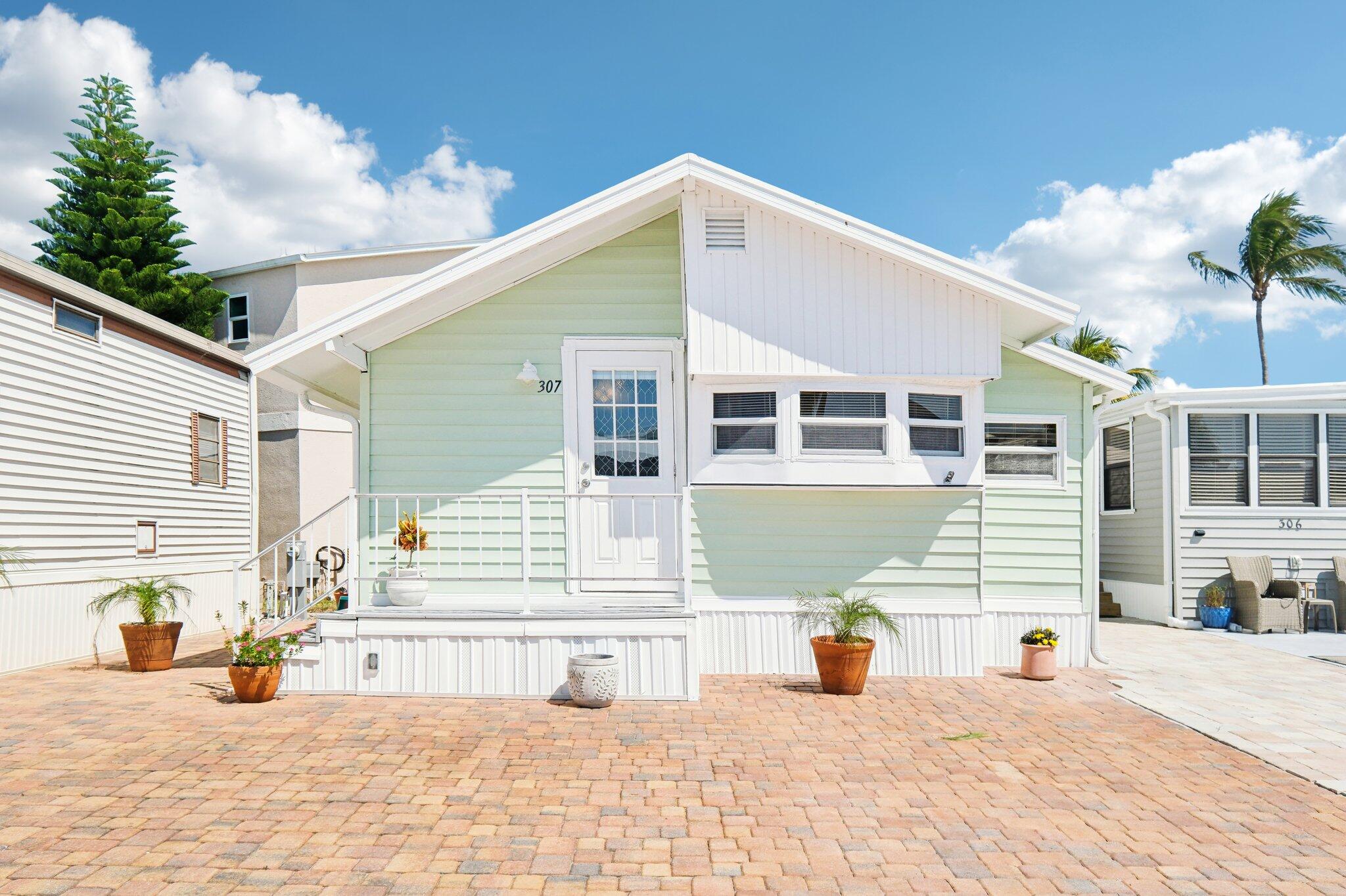 307 Nettles Boulevard, Jensen Beach, FL 34957, Jensen Beach