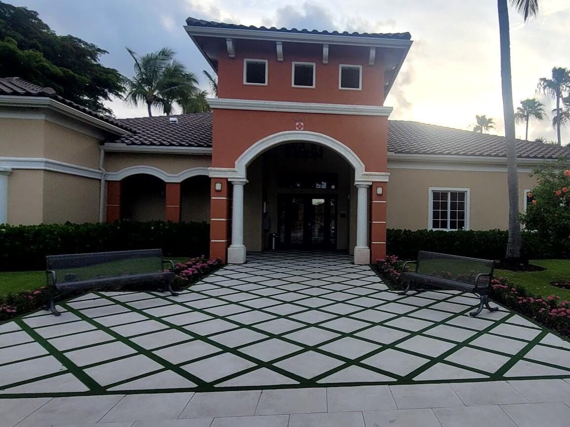 4197 N Haverhill Road 212, West Palm Beach, FL 33417 photo 16