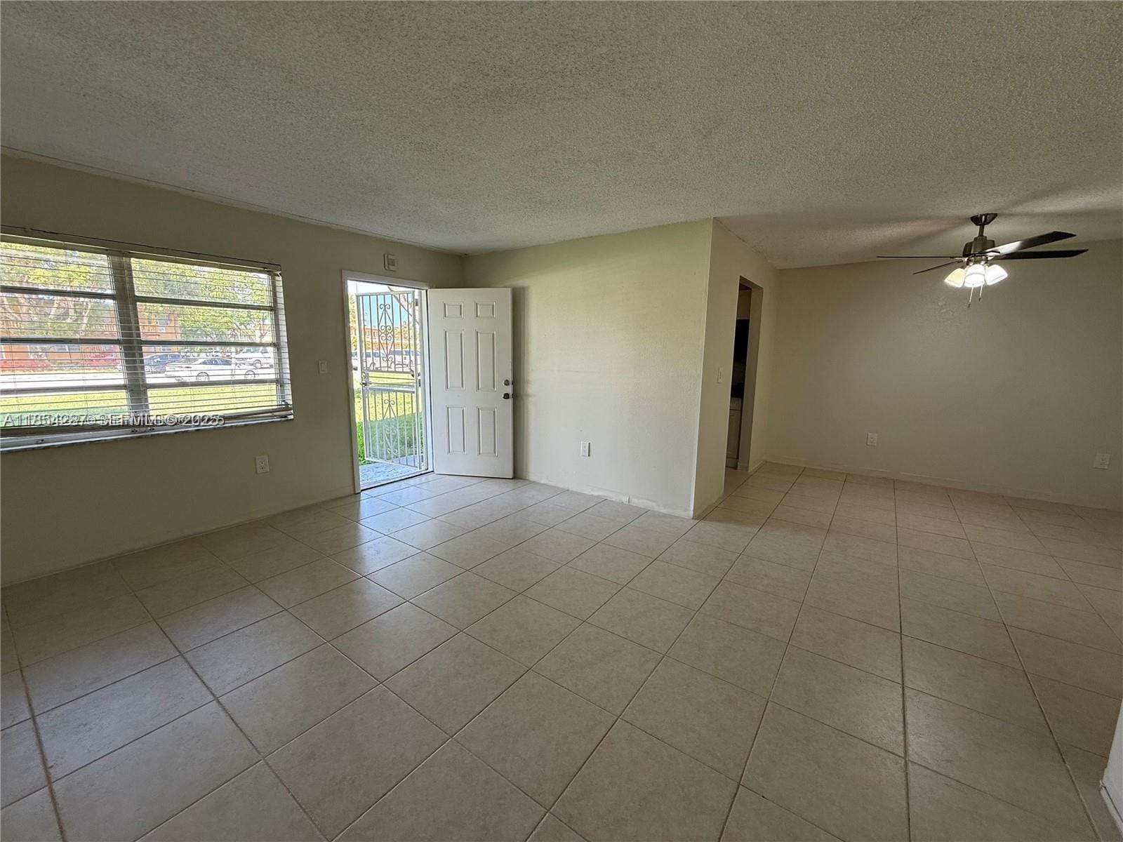 70 NE 202nd Terrace T7, Miami Gardens, FL 33179 photo 4